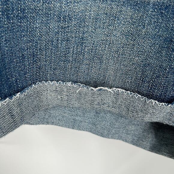 Abercrombie & Fitch Junior's High Waisted Blue Denim Cuffed Shorts Size 8R - Picture 4 of 14